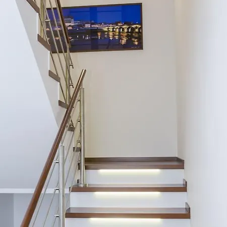 A Private In A Luxurious House Near Krkonose Kralovec